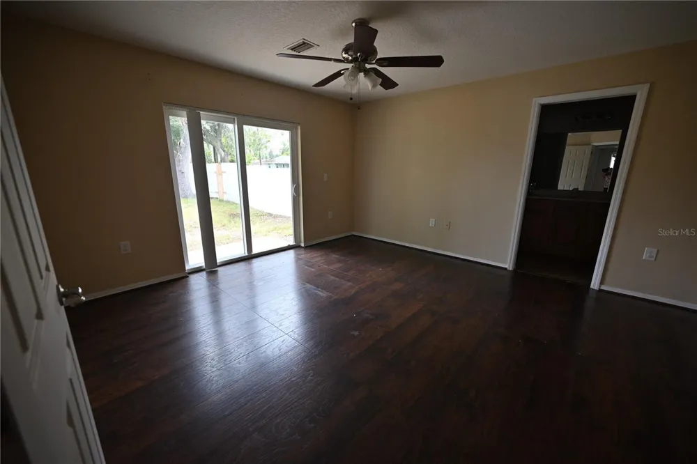 5302 SCHOOL ROAD New Port Richey, FL 34652