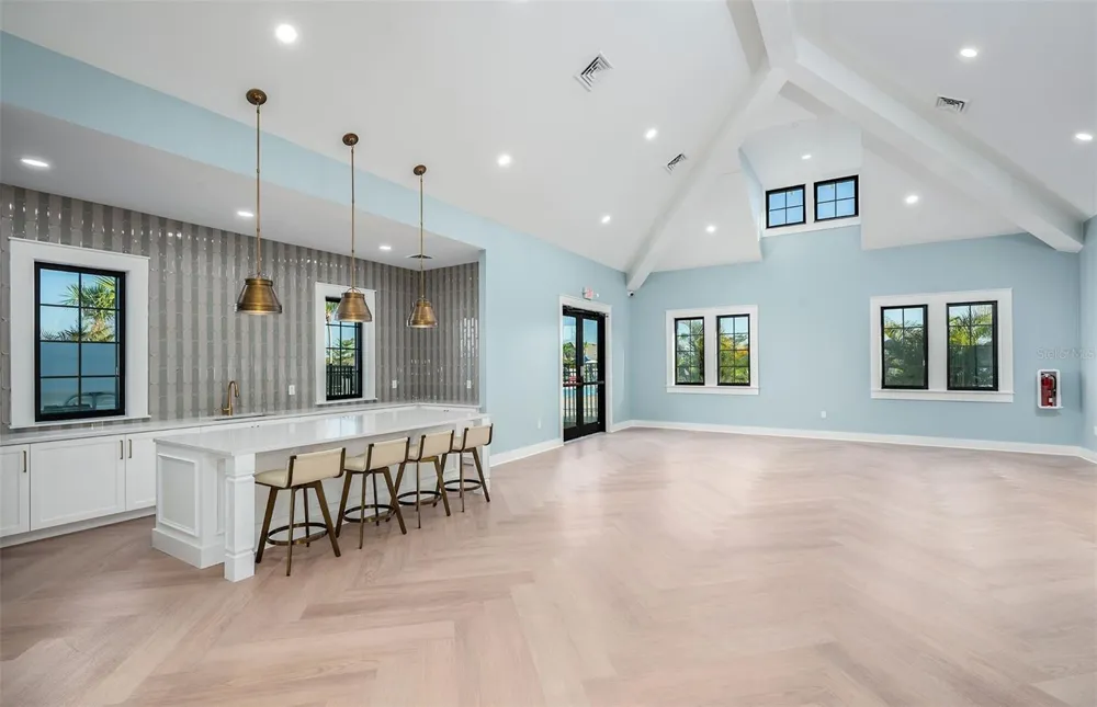5245 WOLF CREEK DRIVE Apollo Beach, FL 33572