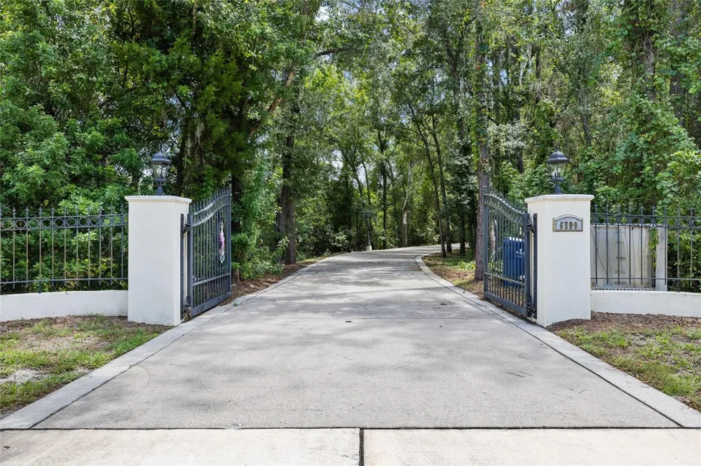 6800 WISTERIA LOOP Land O Lakes, FL 34638