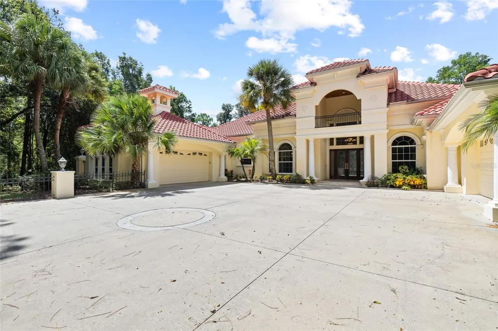 6800 WISTERIA LOOP Land O Lakes, FL 34638