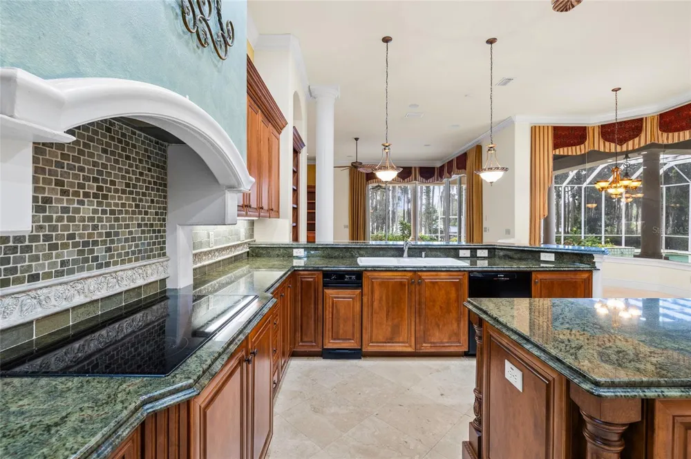 6800 WISTERIA LOOP Land O Lakes, FL 34638