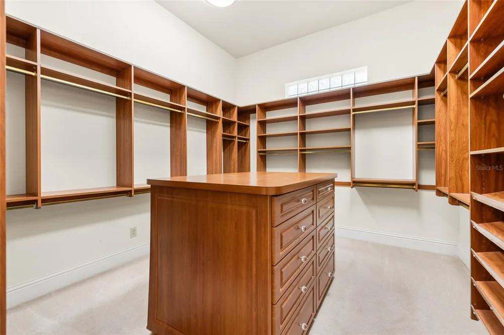 6800 WISTERIA LOOP Land O Lakes, FL 34638