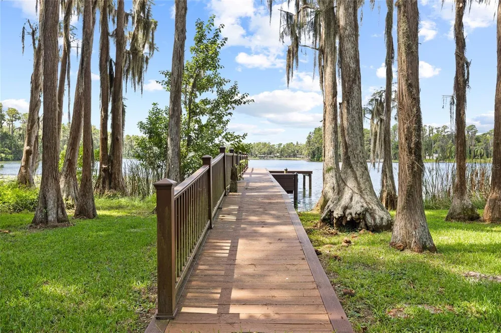 6800 WISTERIA LOOP Land O Lakes, FL 34638
