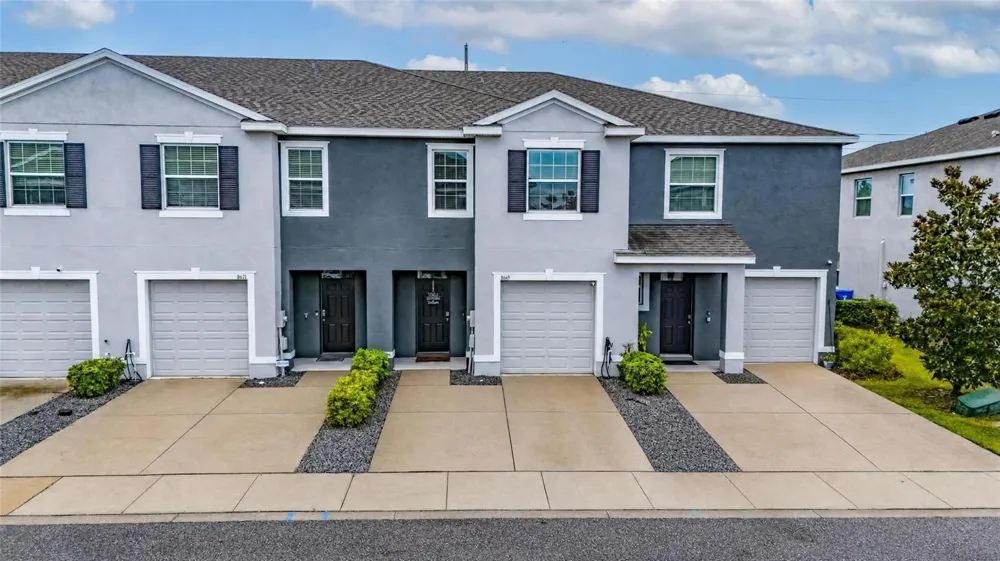 8669 FALLING BLUE PLACE Riverview, FL 33578