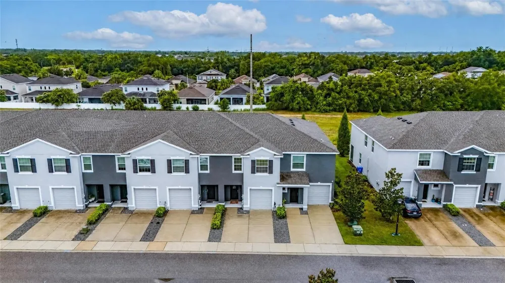 8669 FALLING BLUE PLACE Riverview, FL 33578