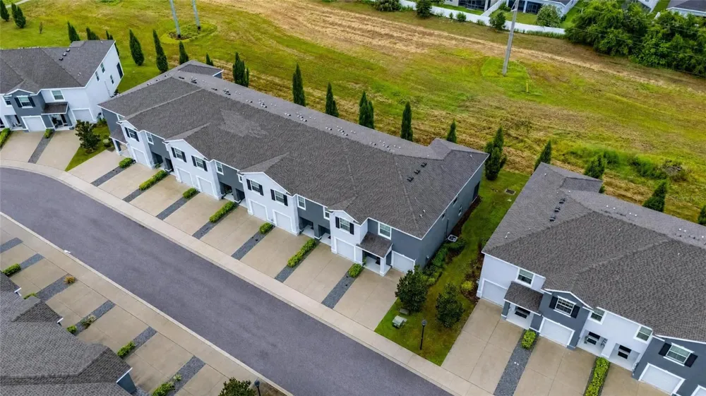 8669 FALLING BLUE PLACE Riverview, FL 33578