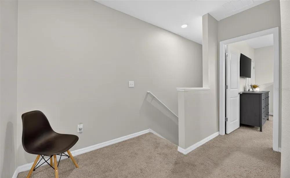 8669 FALLING BLUE PLACE Riverview, FL 33578
