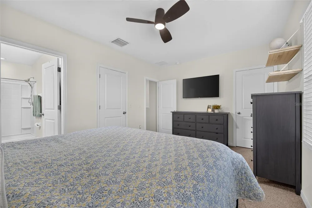 8669 FALLING BLUE PLACE Riverview, FL 33578