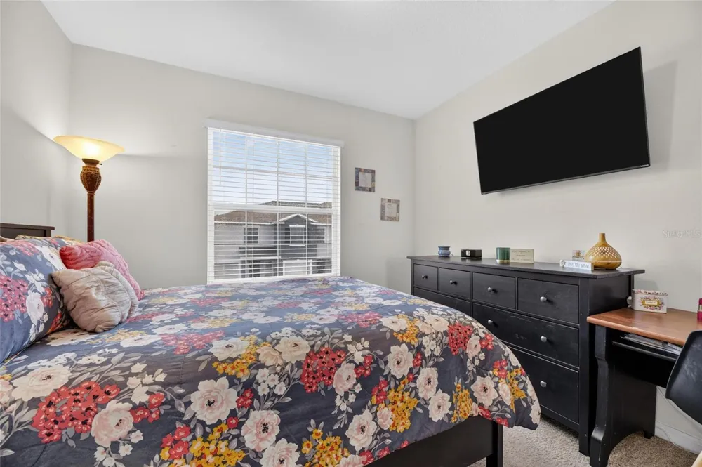 8669 FALLING BLUE PLACE Riverview, FL 33578