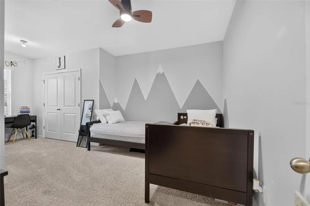 8669 FALLING BLUE PLACE Riverview, FL 33578
