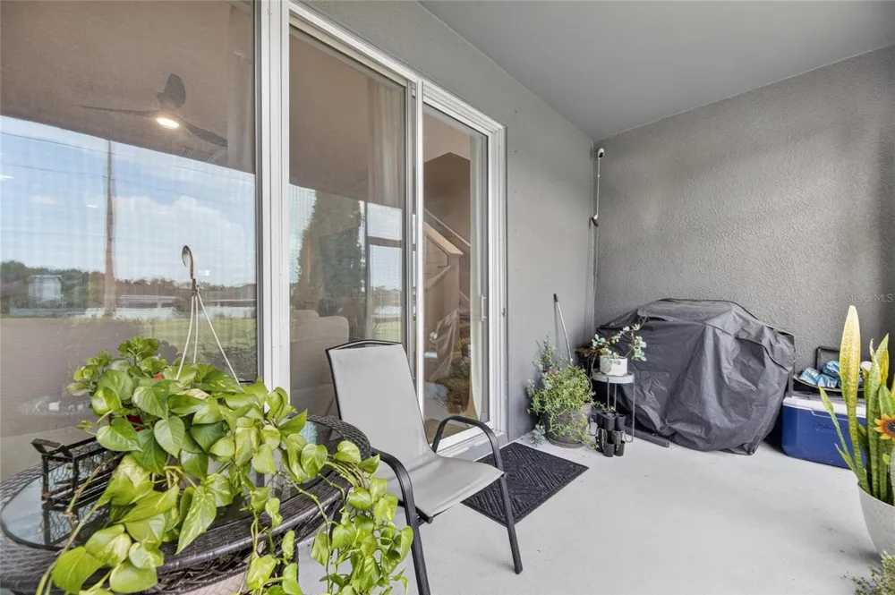 8669 FALLING BLUE PLACE Riverview, FL 33578