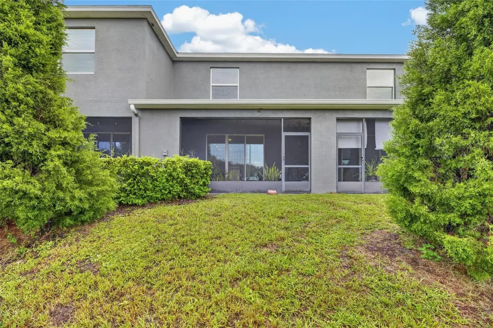 8669 FALLING BLUE PLACE Riverview, FL 33578