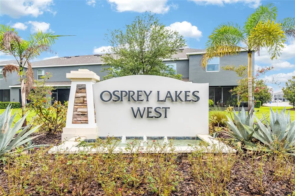 8669 FALLING BLUE PLACE Riverview, FL 33578