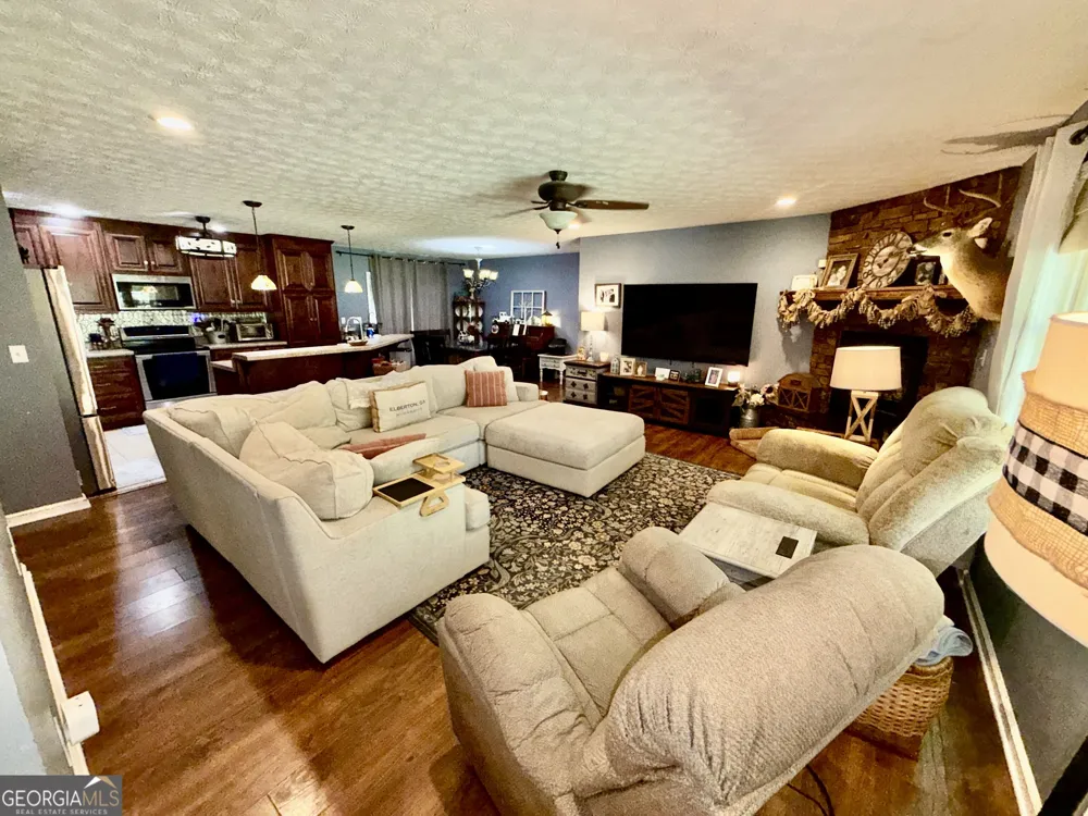 3553 Parhamtown RD Bowman, GA 30624