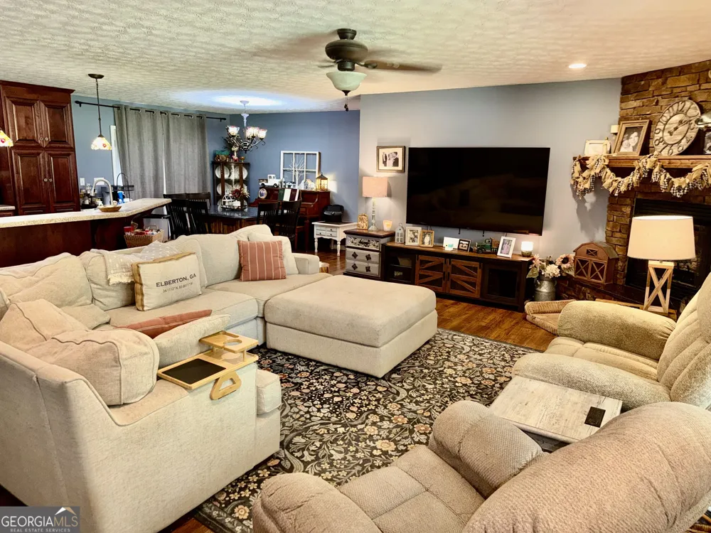 3553 Parhamtown RD Bowman, GA 30624