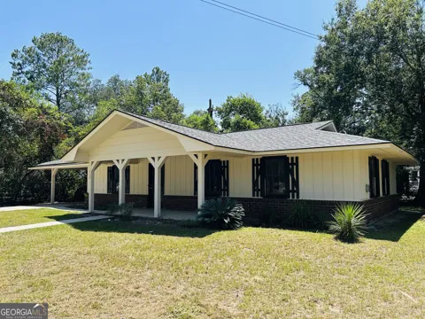 124 Alexander AVE