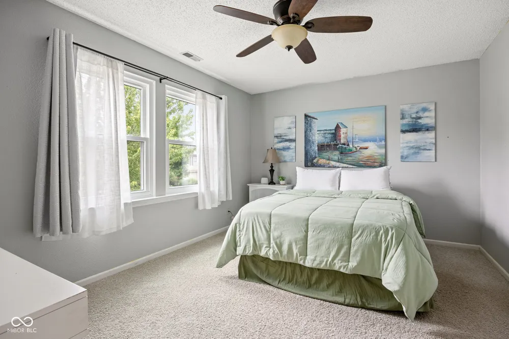 10255 Lothbury Circle Fishers, IN 46037