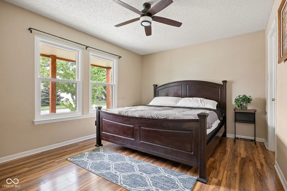 10255 Lothbury Circle Fishers, IN 46037