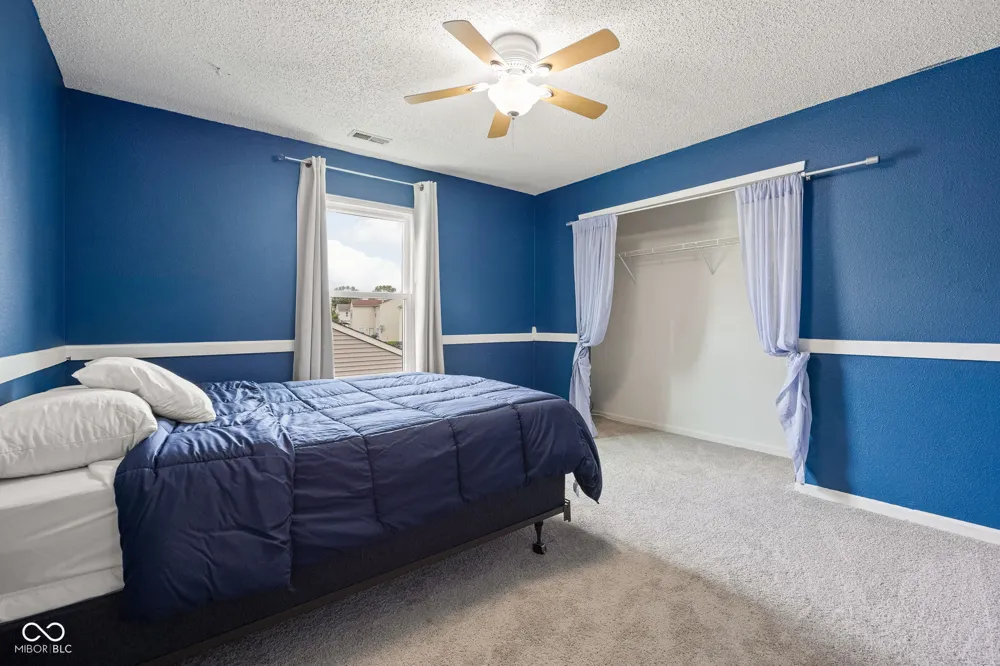 10255 Lothbury Circle Fishers, IN 46037