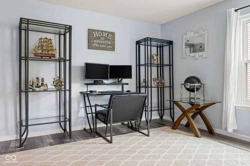 10255 Lothbury Circle Fishers, IN 46037