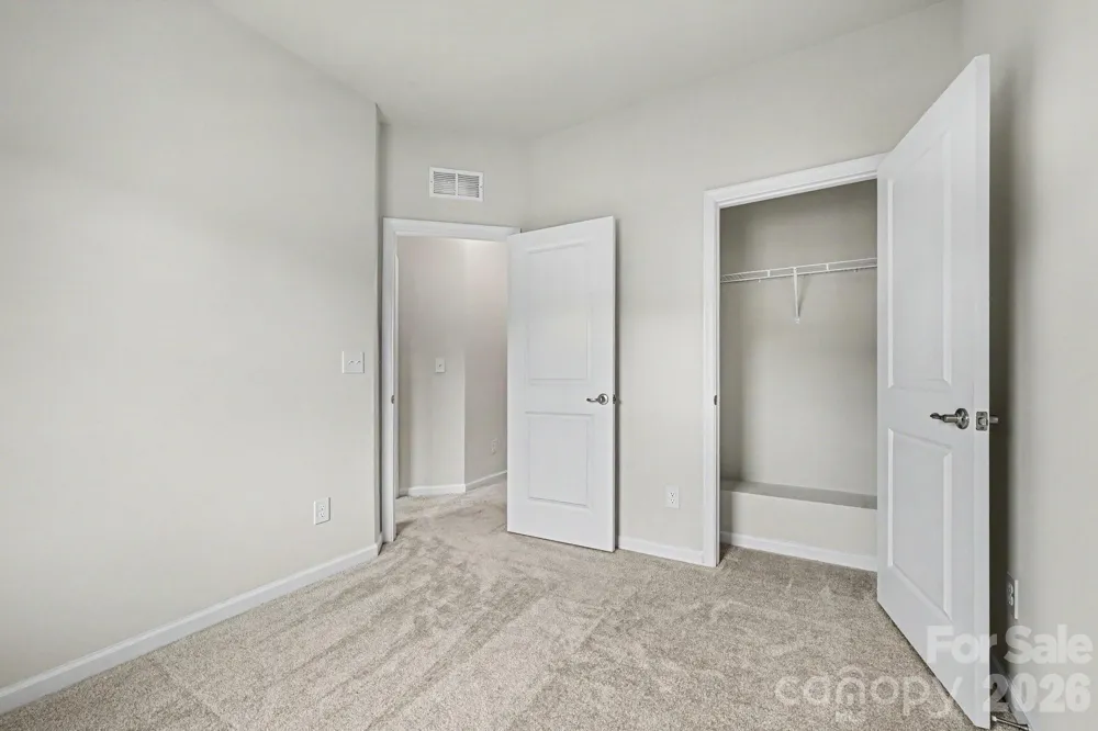 2405 Autumn Olive Lane Matthews, NC 28104