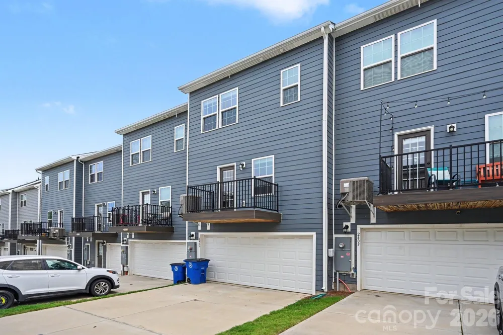 2405 Autumn Olive Lane Matthews, NC 28104