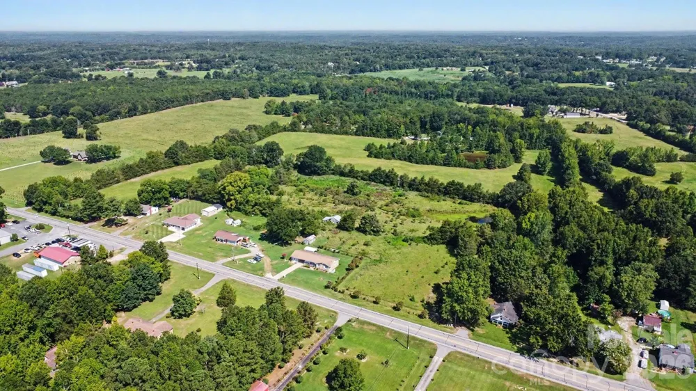2997 Flat Creek Road Lancaster, SC 29720