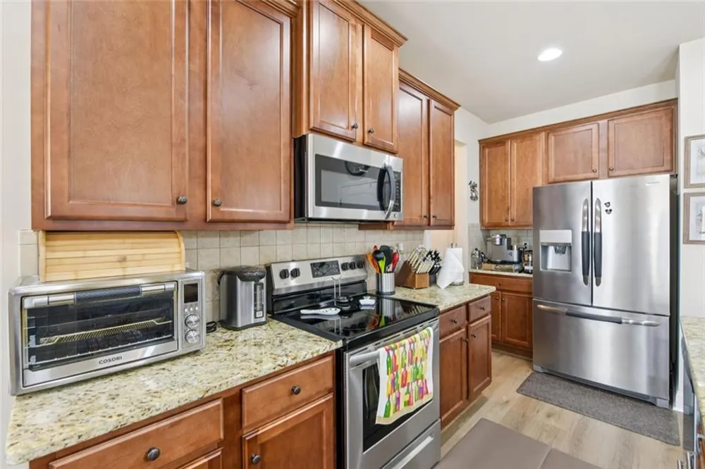 2002 Bridgewater Pass Hampton, GA 30228