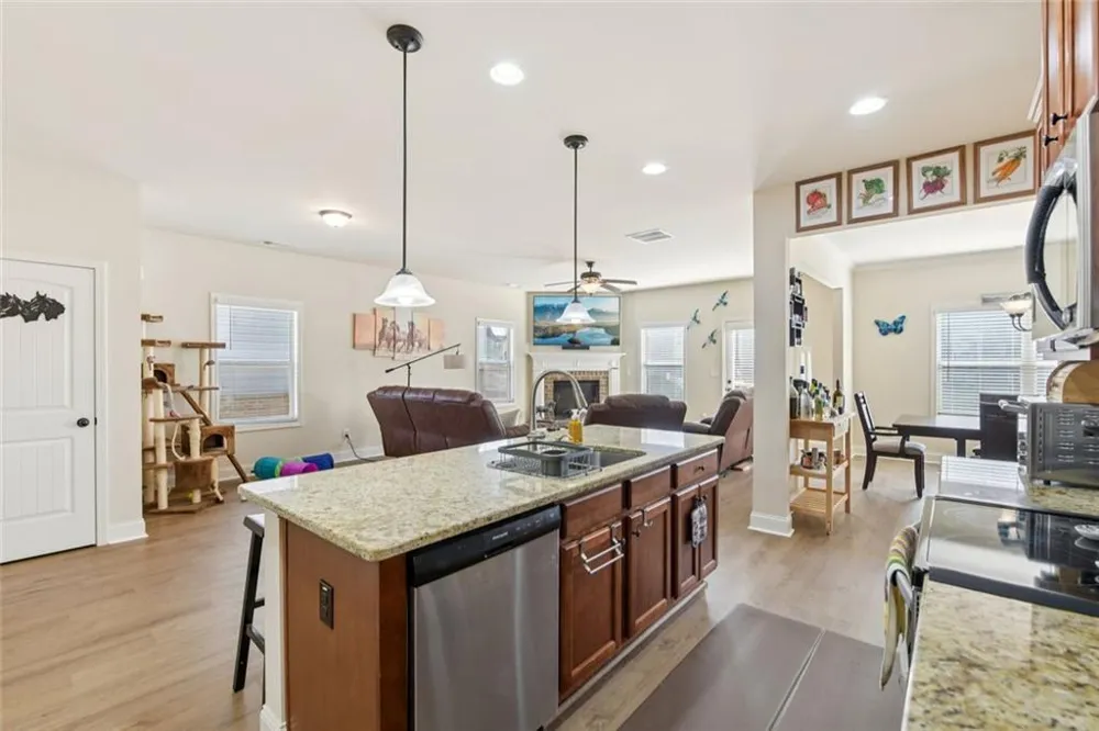 2002 Bridgewater Pass Hampton, GA 30228