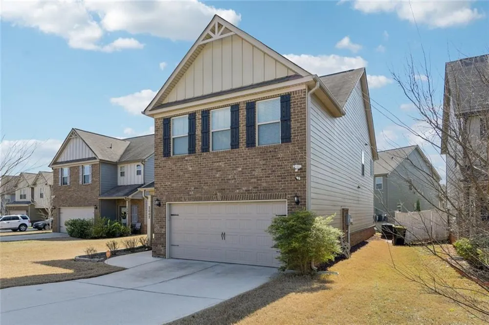 2002 Bridgewater Pass Hampton, GA 30228