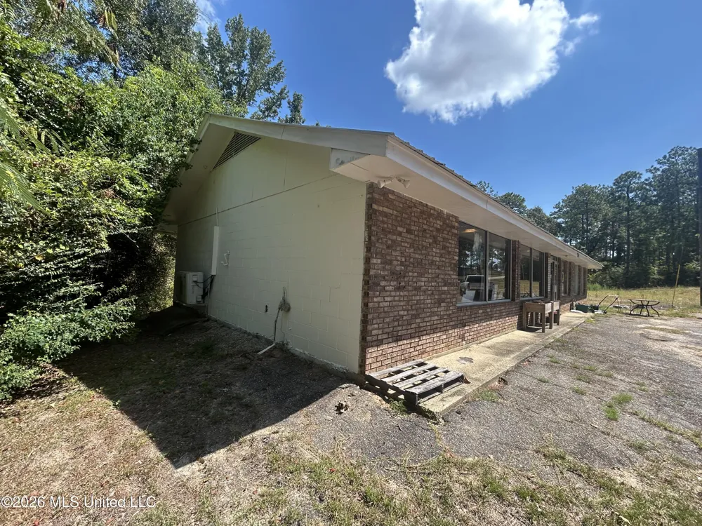 510 Southgate Road Hattiesburg, MS 39401