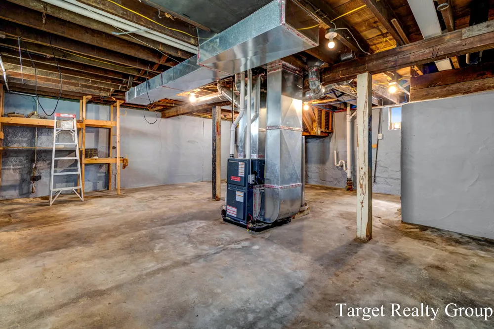 2129 Stafford Avenue SW Grand Rapids, MI 49507