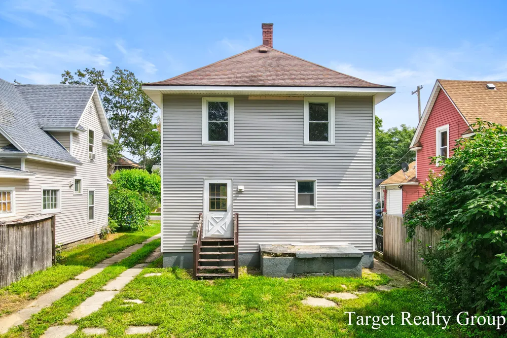 2129 Stafford Avenue SW Grand Rapids, MI 49507