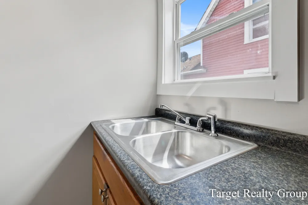 2129 Stafford Avenue SW Grand Rapids, MI 49507