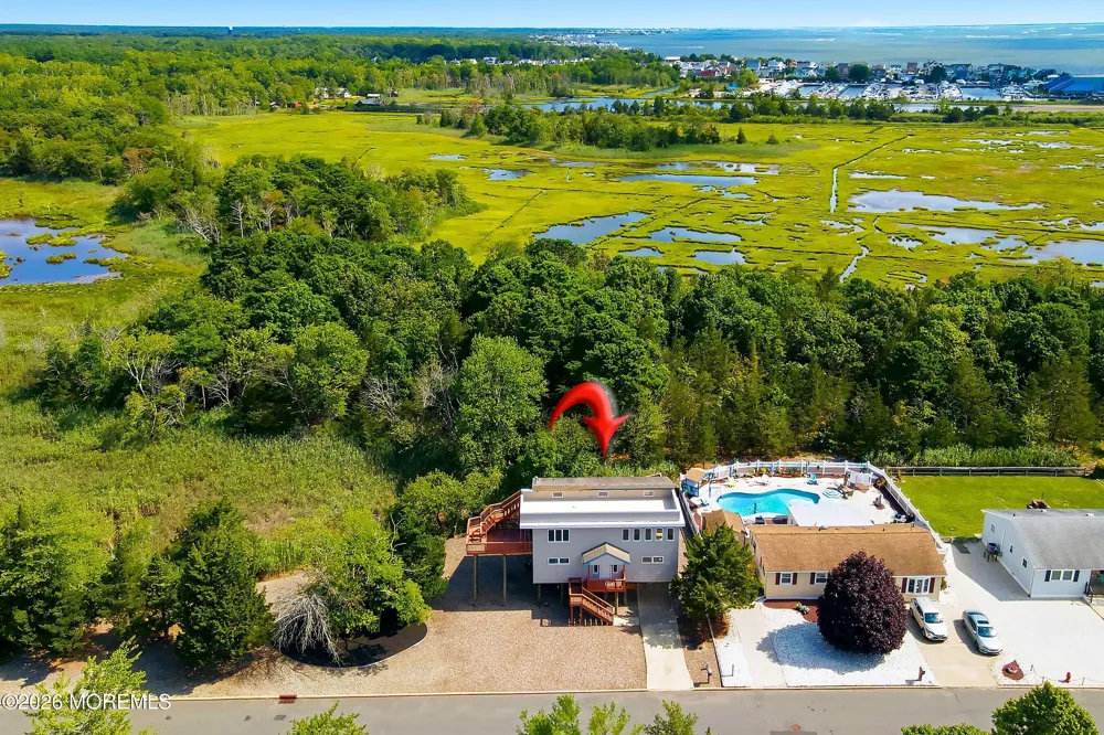 369 Tuscarora Avenue Waretown, NJ 08758