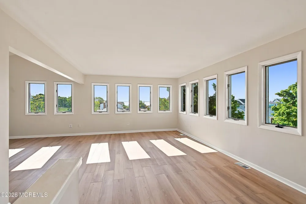 369 Tuscarora Avenue Waretown, NJ 08758