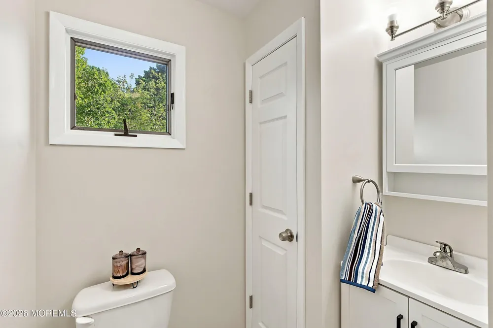 369 Tuscarora Avenue Waretown, NJ 08758