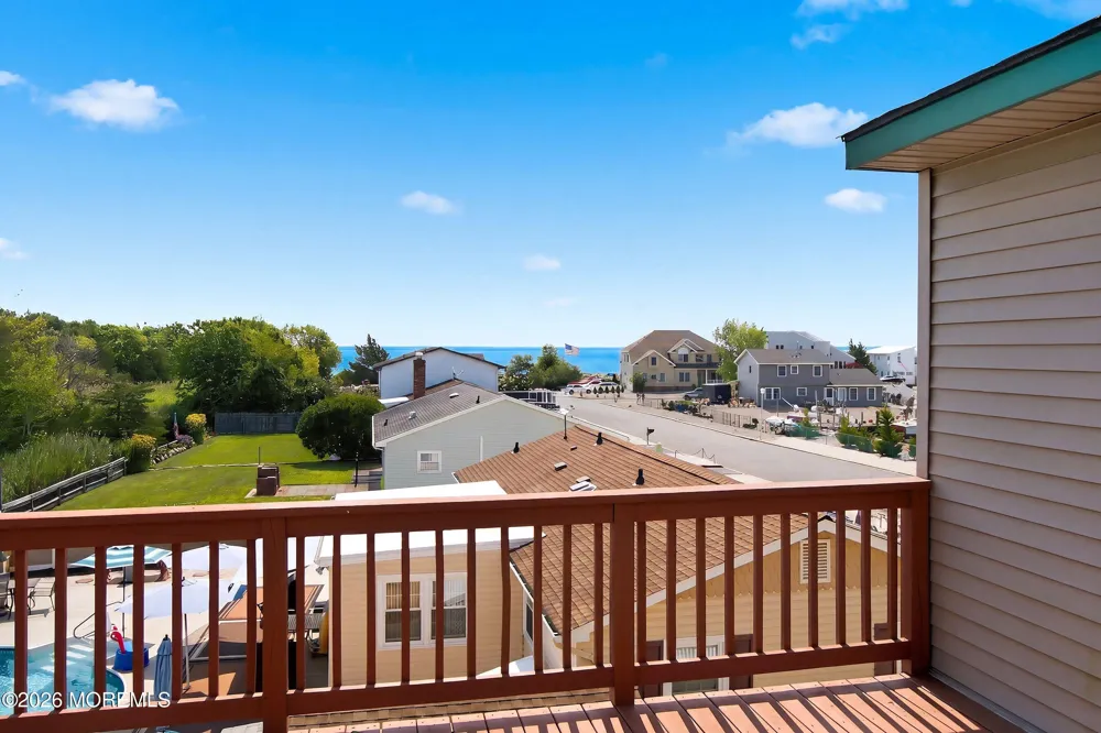 369 Tuscarora Avenue Waretown, NJ 08758