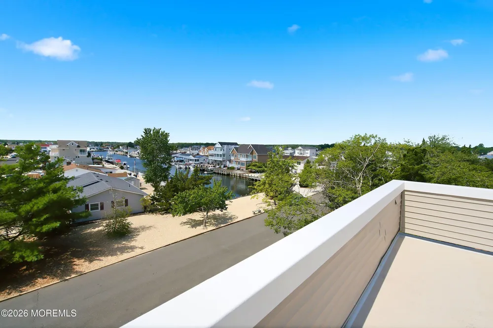 369 Tuscarora Avenue Waretown, NJ 08758