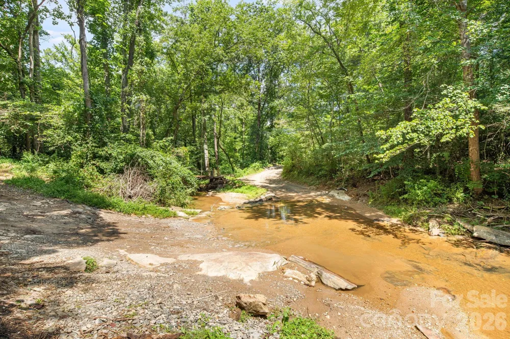 99999 Mid Court Drive Asheville, NC 28804