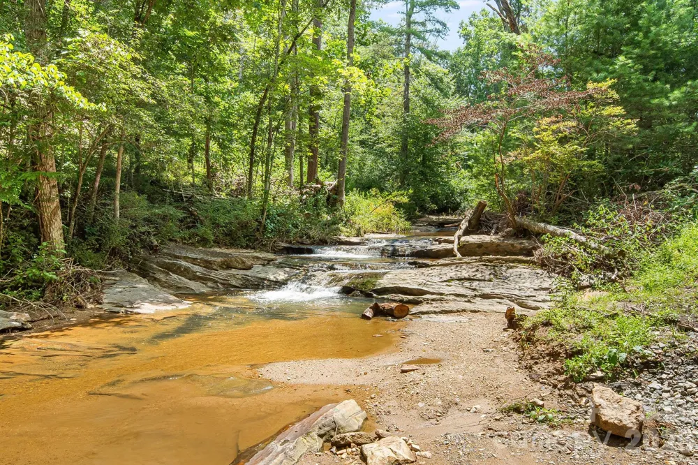 99999 Mid Court Drive Asheville, NC 28804