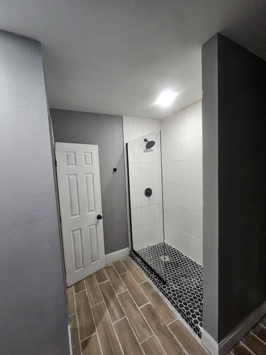 919 Foster Avenue Pasadena, TX 77506