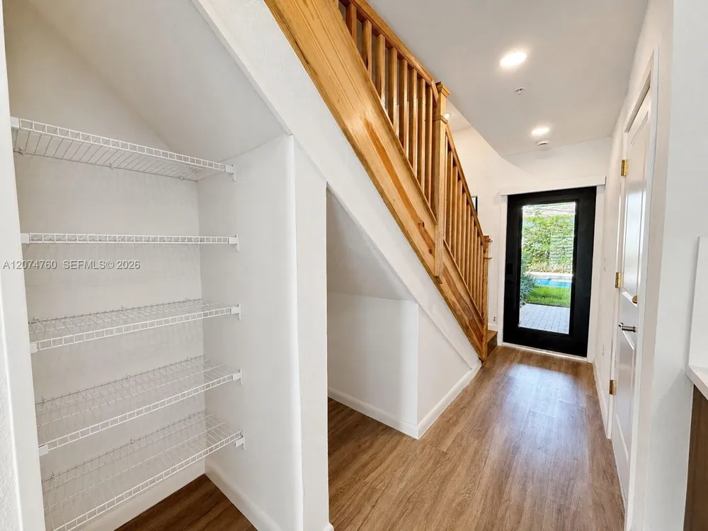 2511 Pierce St #7 Hollywood, FL 33020
