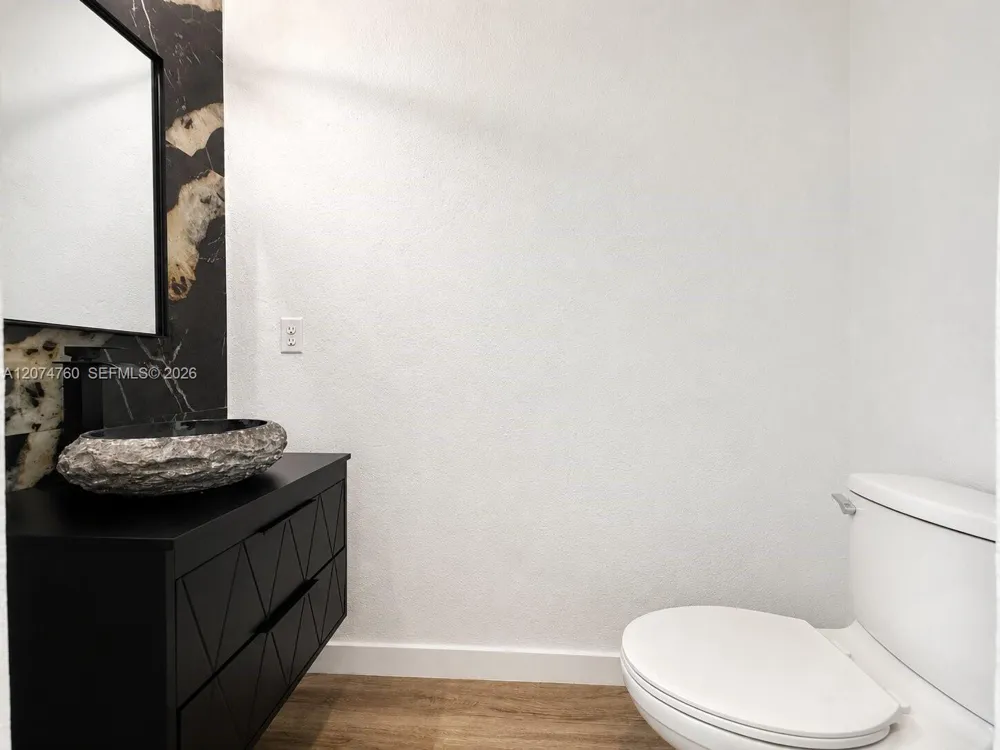 2511 Pierce St #7 Hollywood, FL 33020