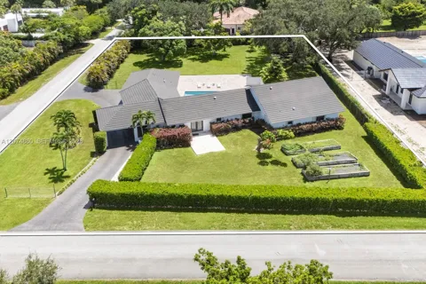 11601 SW 88th Ave