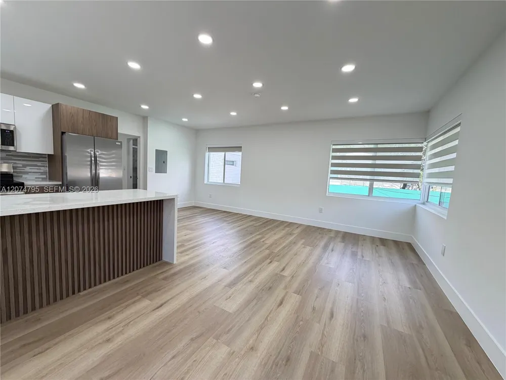 311 SW 27th Ave #317 Miami, FL 33135