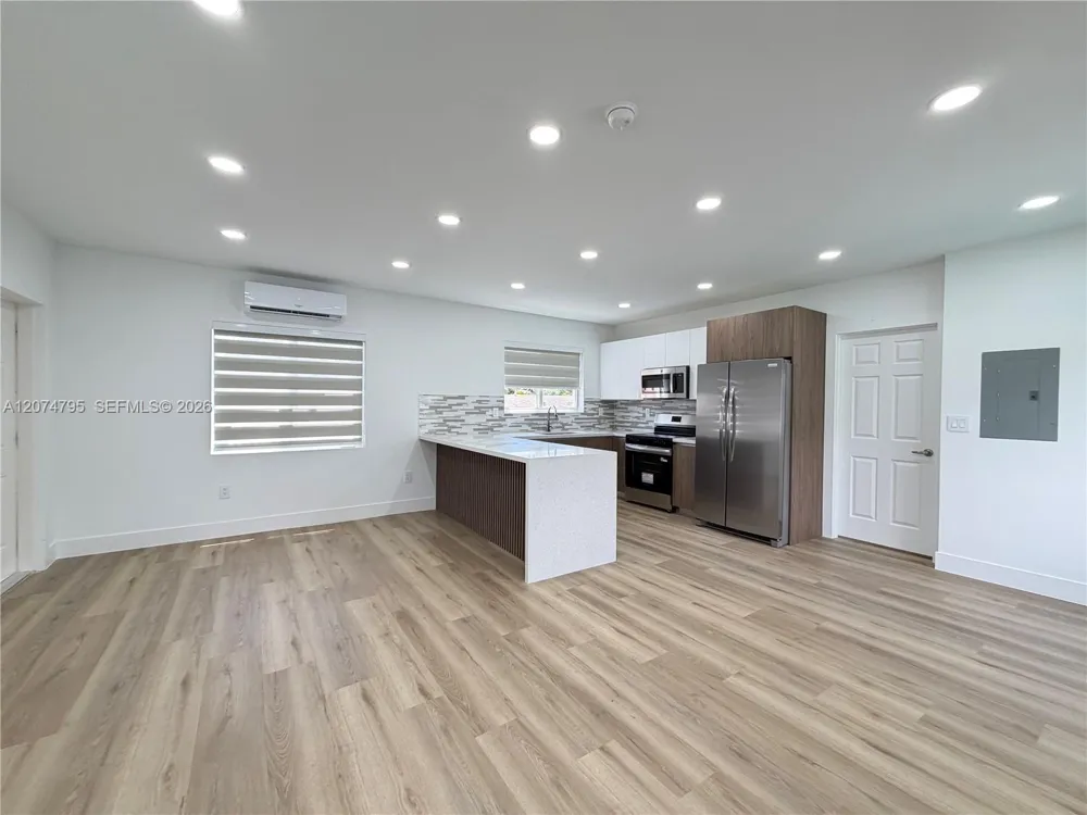 311 SW 27th Ave #317 Miami, FL 33135
