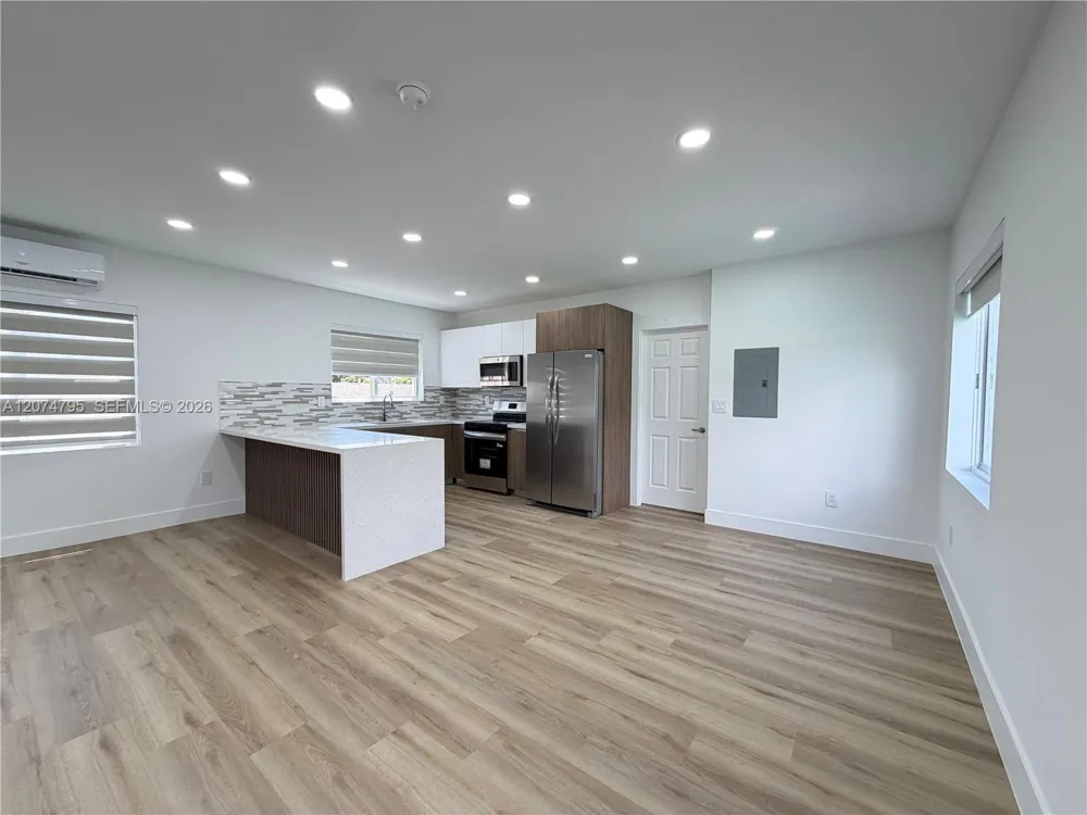 311 SW 27th Ave #317 Miami, FL 33135