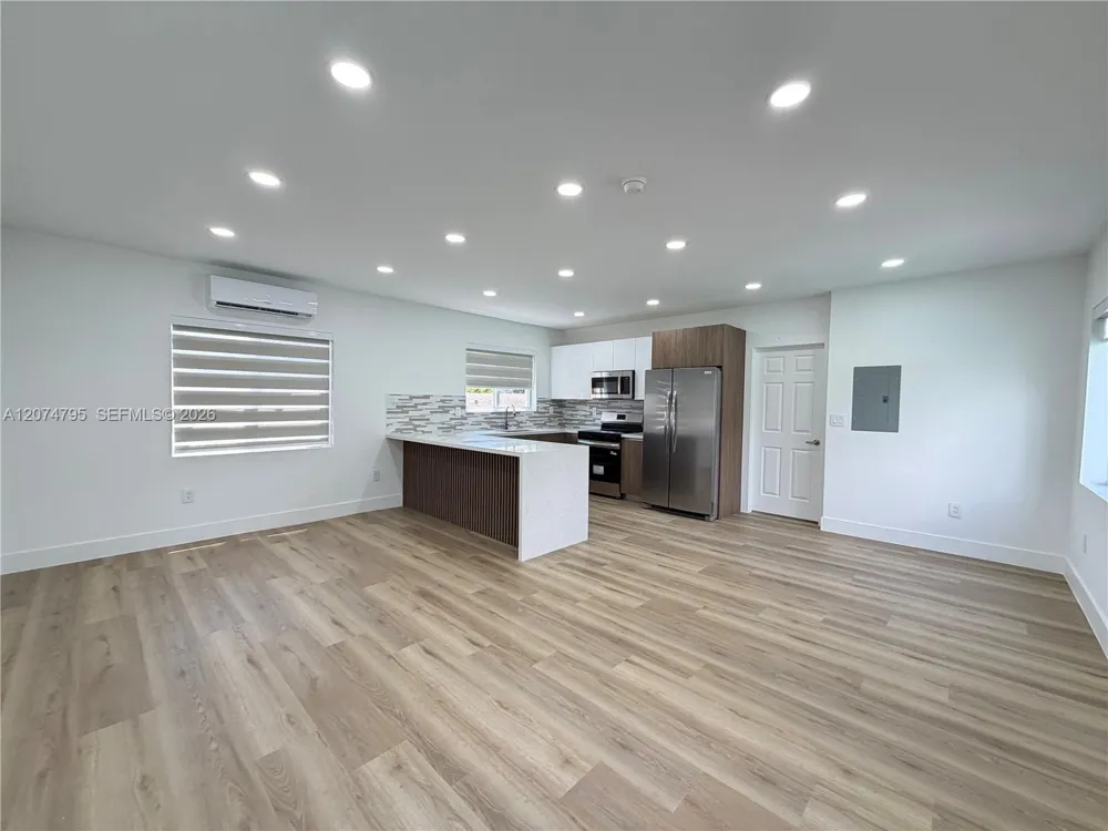 311 SW 27th Ave #317 Miami, FL 33135