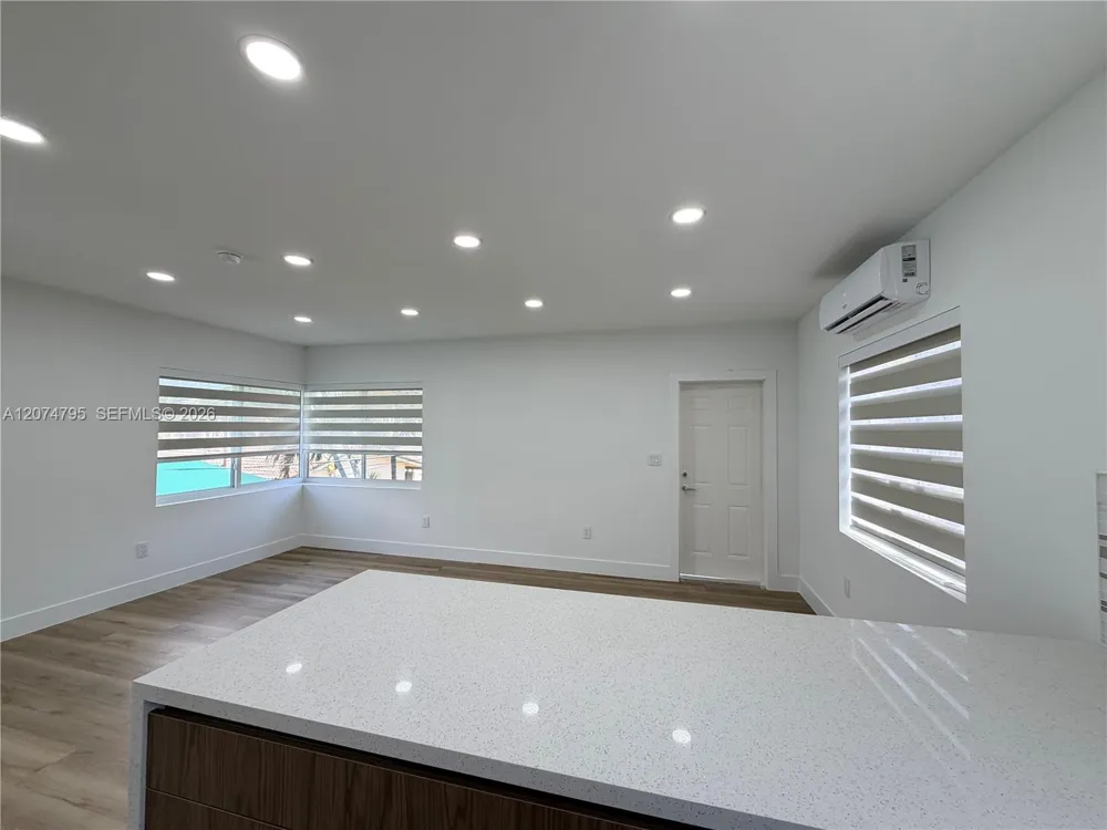 311 SW 27th Ave #317 Miami, FL 33135